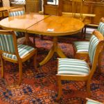 341 2520 DINING TABLE